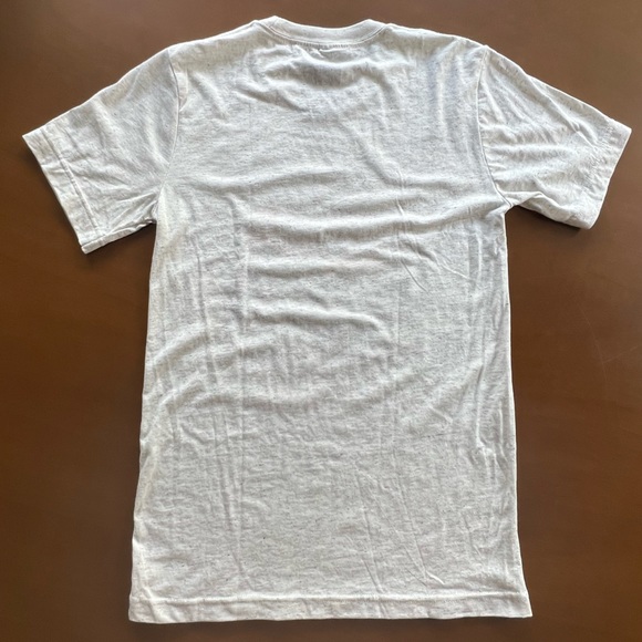 🟡Everybody In The Canoe Getting Tipsy Funny Meme Quote Shirt Summer Bear Boat - Picture 3 of 4